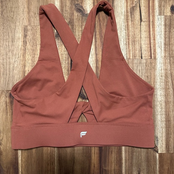 2 Fabletics Sports Bras with cute cut out ~ Small - Picture 3 of 7